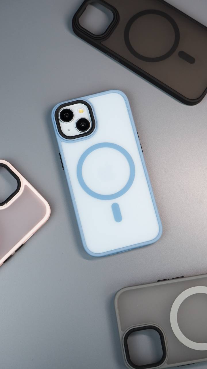 Чехол для iPhone 15 Pro Бархатный MagSafe пластик+силикон